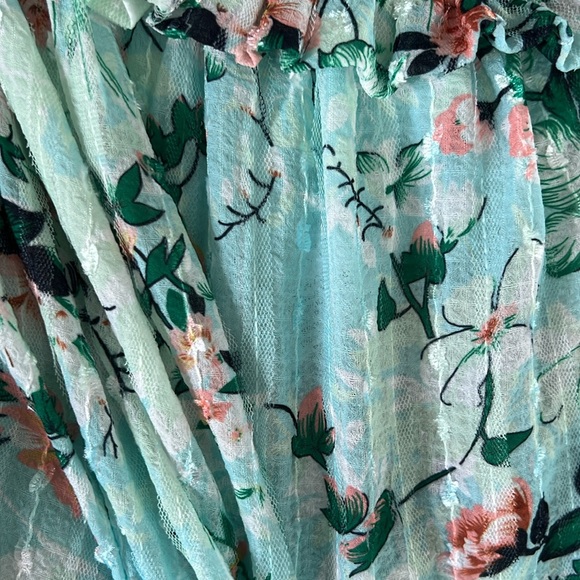 NWT Elliatt Pioneer Floral Dress Size S - Picture 16 of 16